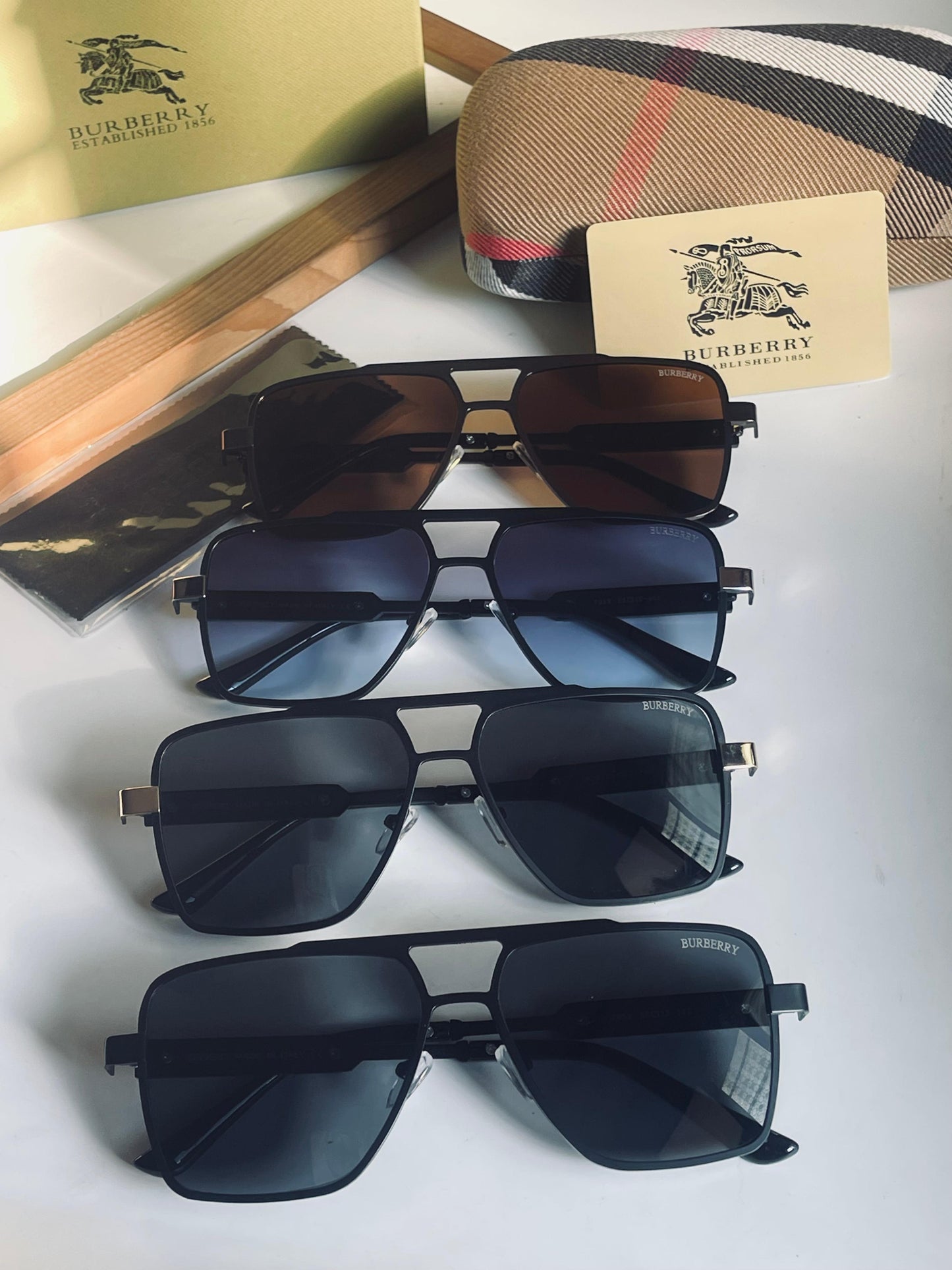 Burberry metal shades